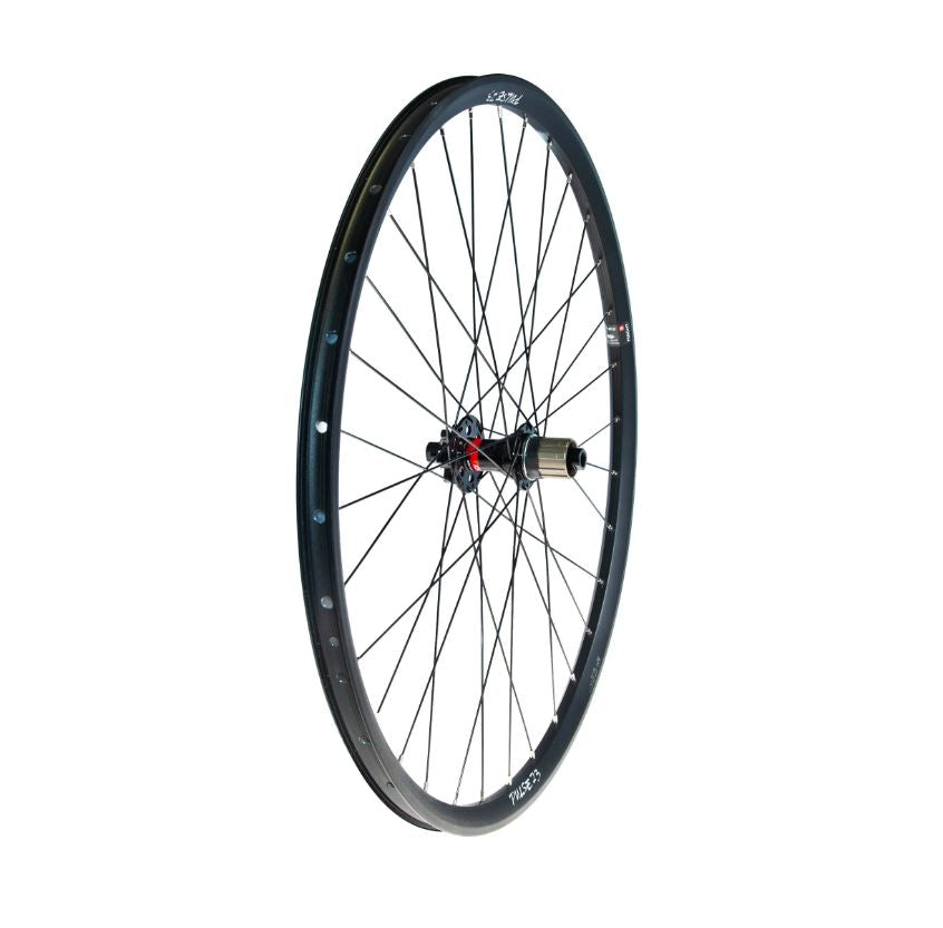 Takapyörä 28" 23-622 XC Disc GRAVEL 8/9/10/11 MACH1 Pulse 23 tuplapohja