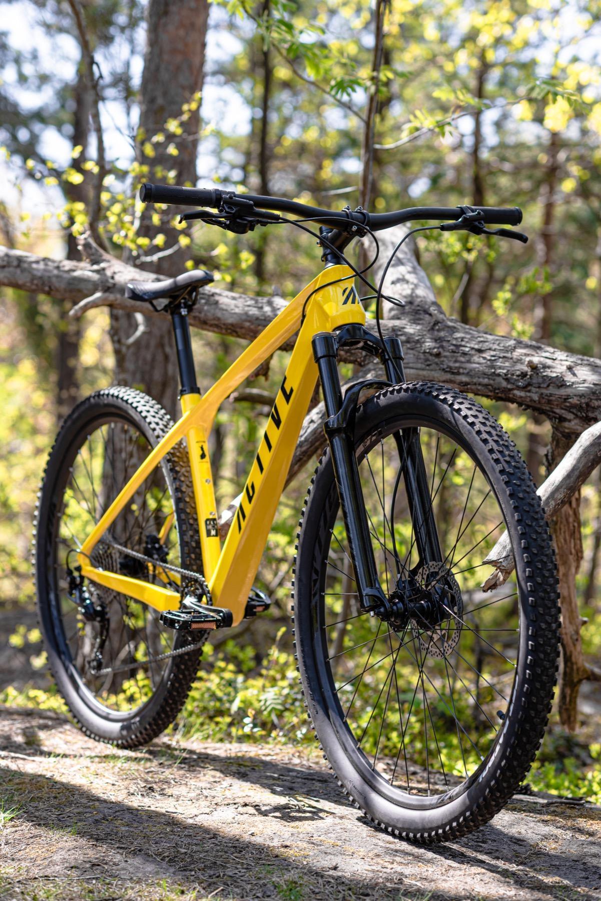 Fly Carbon 110 29 yellow 2022