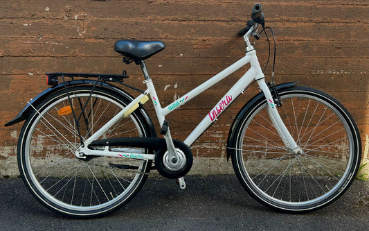 Käytetty Insera Celeste